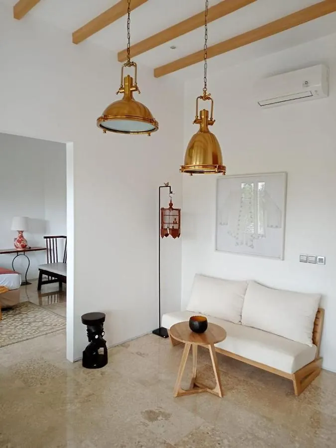 Decasa Seminyak Apartment  Seminyak (Bali)